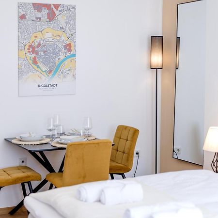Lumen Homes - Altstadt-Studio Direkt Im Zentrum, Kueche, Netflix, Oeffentlicher Parkplatz Ums Eck Ingolstadt Exteriér fotografie