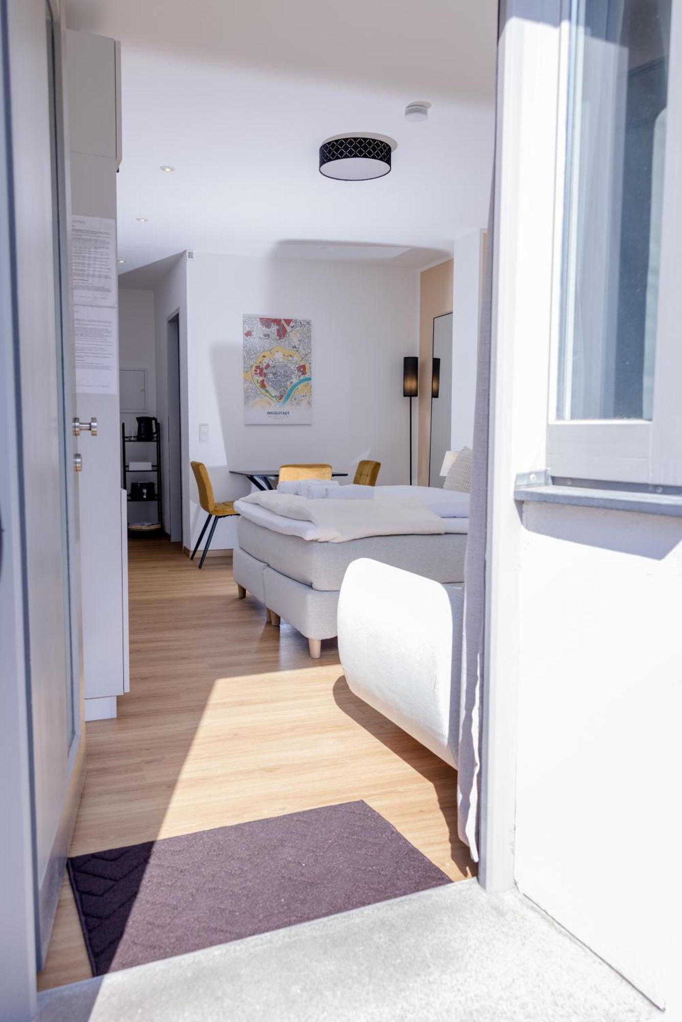 Lumen Homes - Altstadt-Studio Direkt Im Zentrum, Kueche, Netflix, Oeffentlicher Parkplatz Ums Eck Ingolstadt Exteriér fotografie