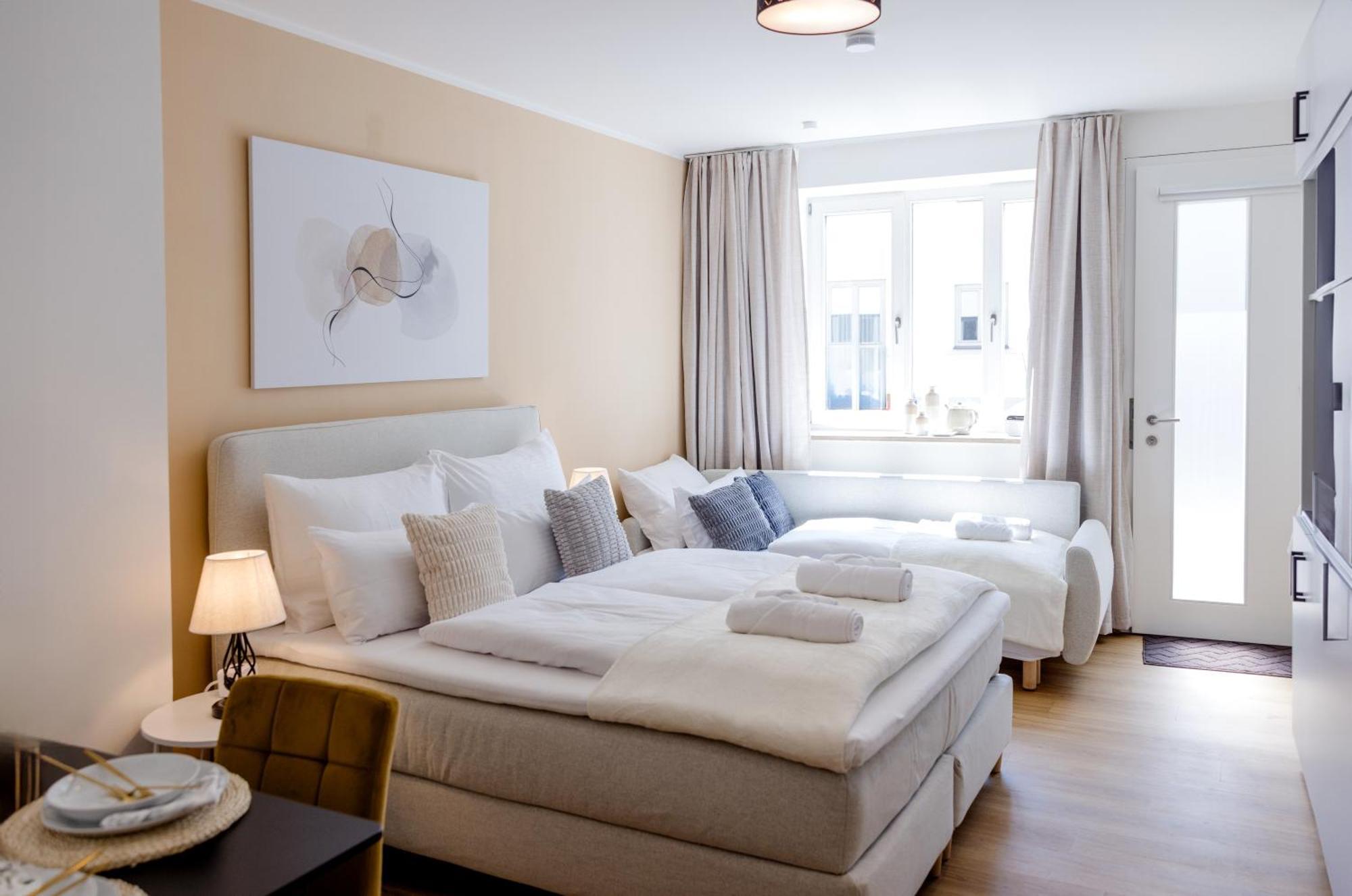 Lumen Homes - Altstadt-Studio Direkt Im Zentrum, Kueche, Netflix, Oeffentlicher Parkplatz Ums Eck Ingolstadt Exteriér fotografie