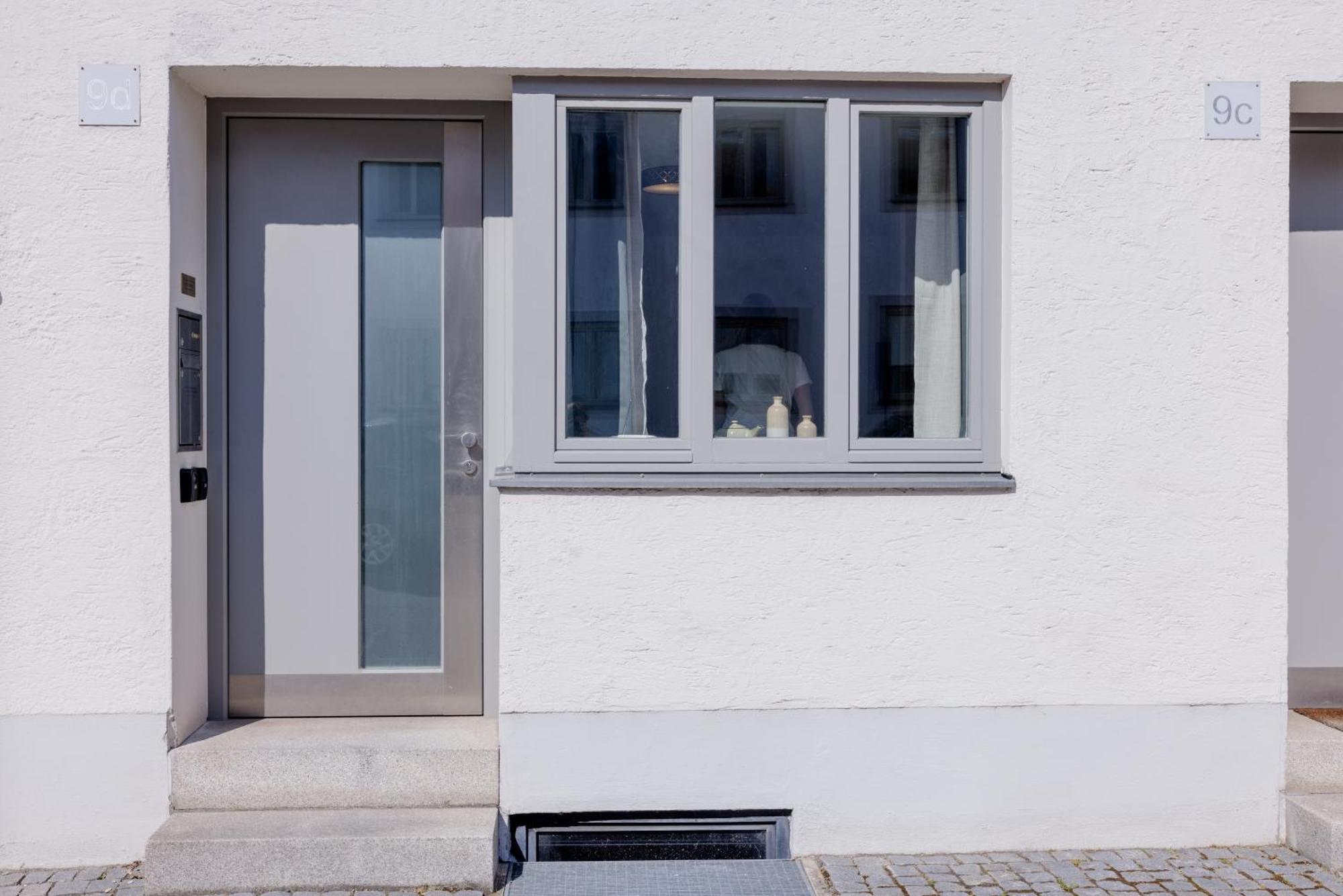 Lumen Homes - Altstadt-Studio Direkt Im Zentrum, Kueche, Netflix, Oeffentlicher Parkplatz Ums Eck Ingolstadt Exteriér fotografie