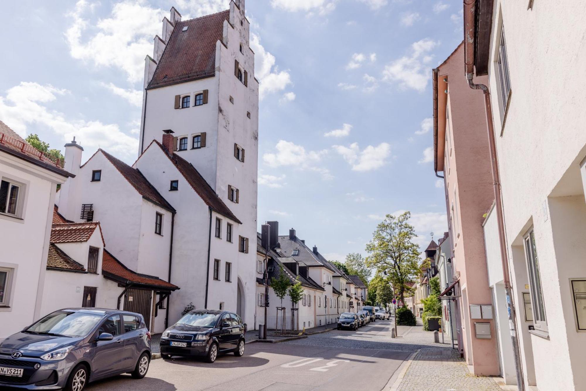 Lumen Homes - Altstadt-Studio Direkt Im Zentrum, Kueche, Netflix, Oeffentlicher Parkplatz Ums Eck Ingolstadt Exteriér fotografie