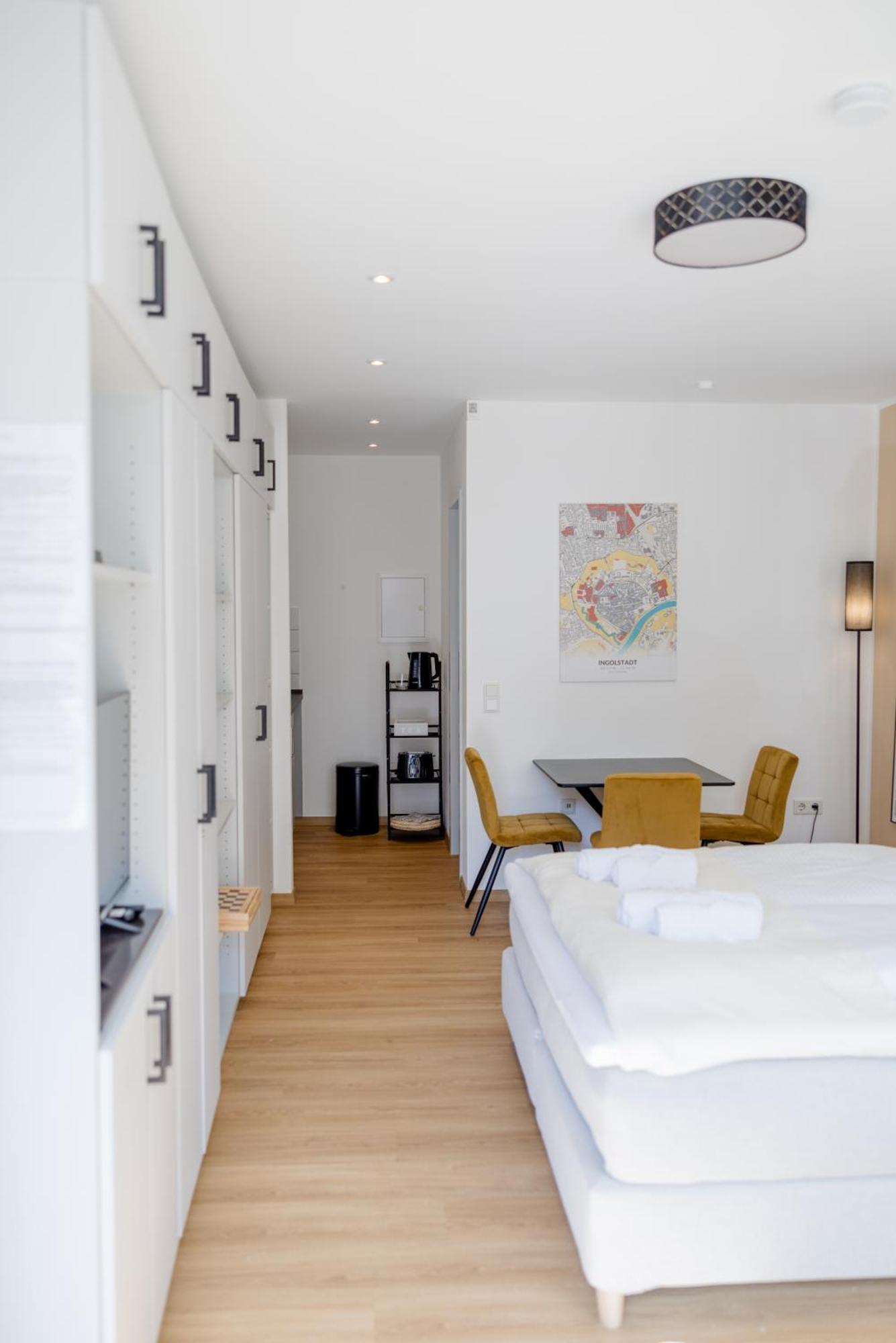 Lumen Homes - Altstadt-Studio Direkt Im Zentrum, Kueche, Netflix, Oeffentlicher Parkplatz Ums Eck Ingolstadt Exteriér fotografie