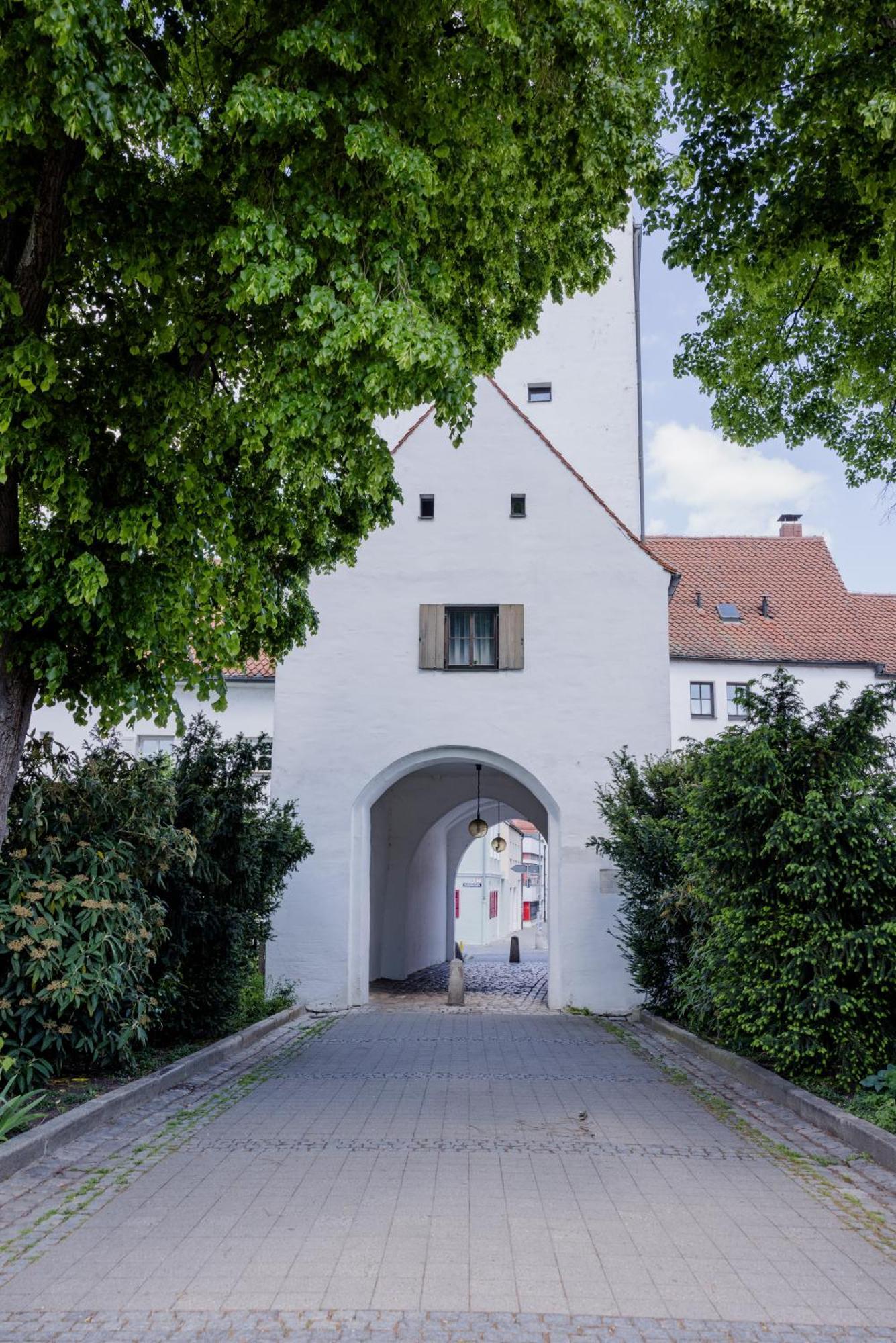 Lumen Homes - Altstadt-Studio Direkt Im Zentrum, Kueche, Netflix, Oeffentlicher Parkplatz Ums Eck Ingolstadt Exteriér fotografie