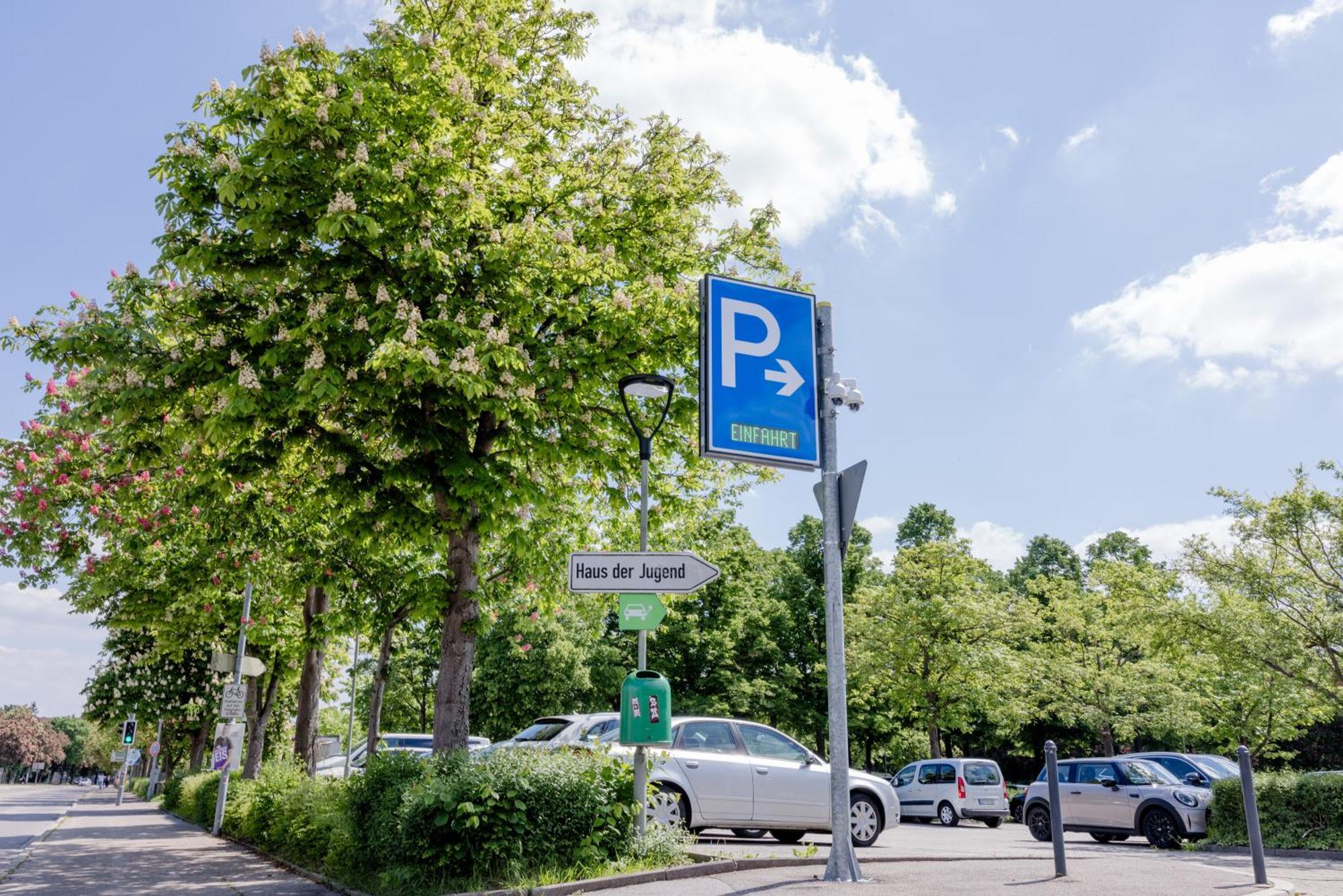 Lumen Homes - Altstadt-Studio Direkt Im Zentrum, Kueche, Netflix, Oeffentlicher Parkplatz Ums Eck Ingolstadt Exteriér fotografie